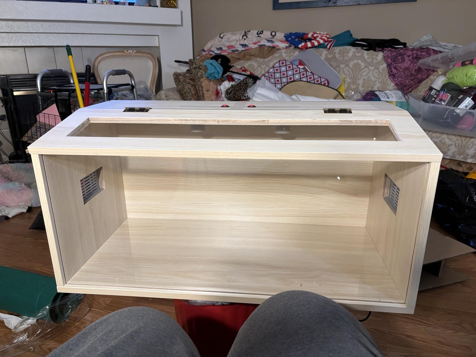 PROLEE Bearded Dragon Tank,Wooden Reptile Tank and Lizard Tank,Tempered Glass Large Bearded Dragon Enclosure with Built-in Lamp Fixture (40X20X20inch,65 Gallons) customer photo 2