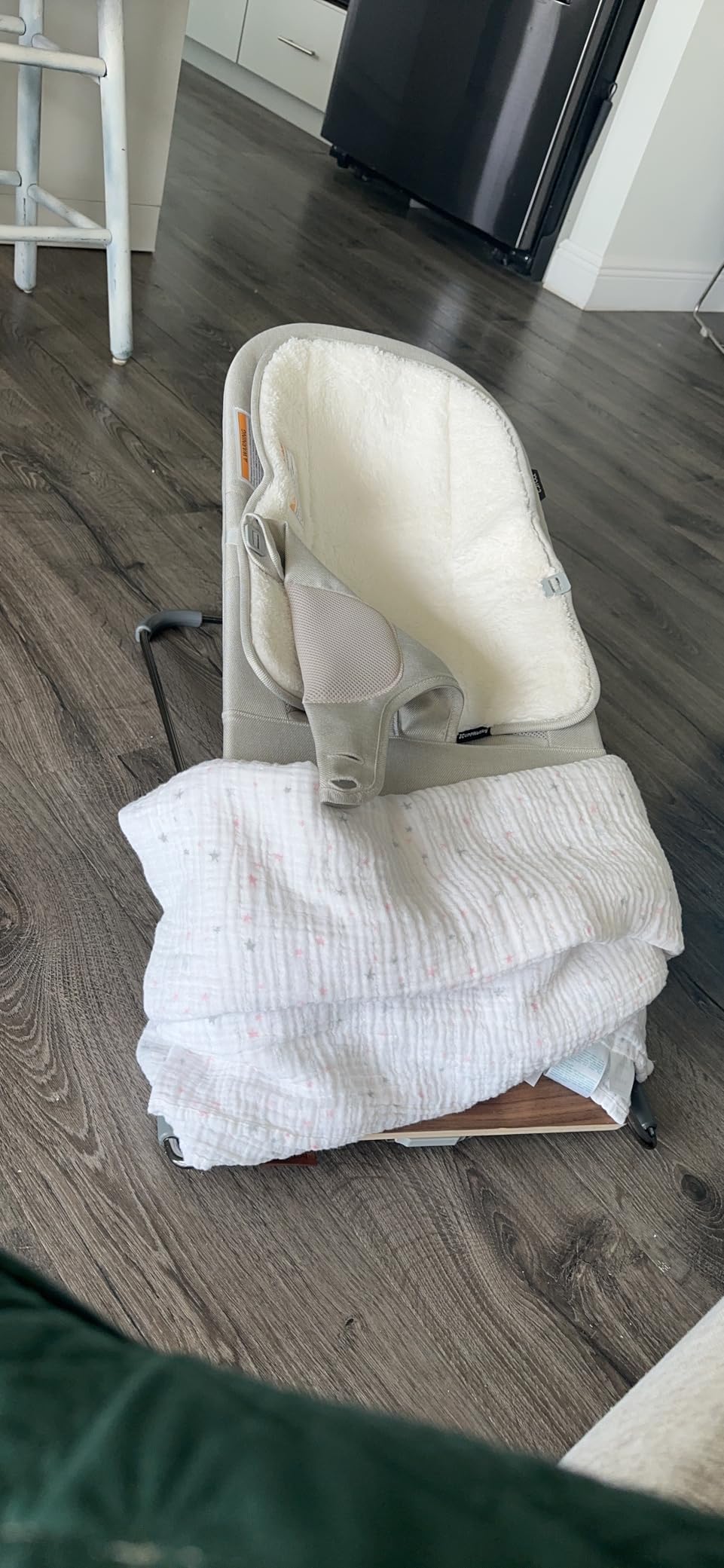 UPPAbaby Mira Bouncer/Portable 2-in-1 Bouncer + Seat customer photo 2