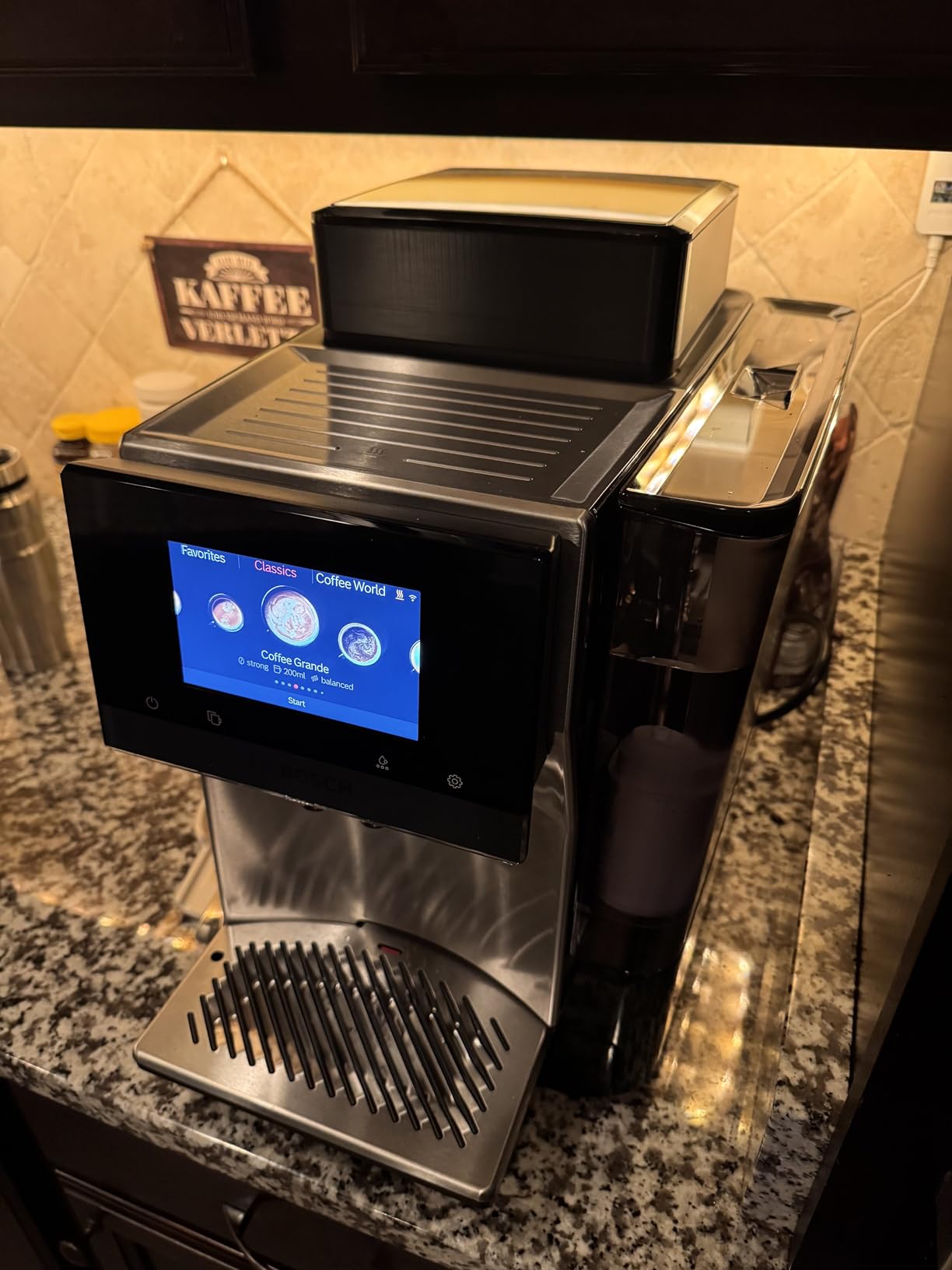 Bosch Fully Automatic Coffee and Espresso Machine - 36 Drinks, Touchscreen, Stainless Steel - TQU60703 customer photo 1