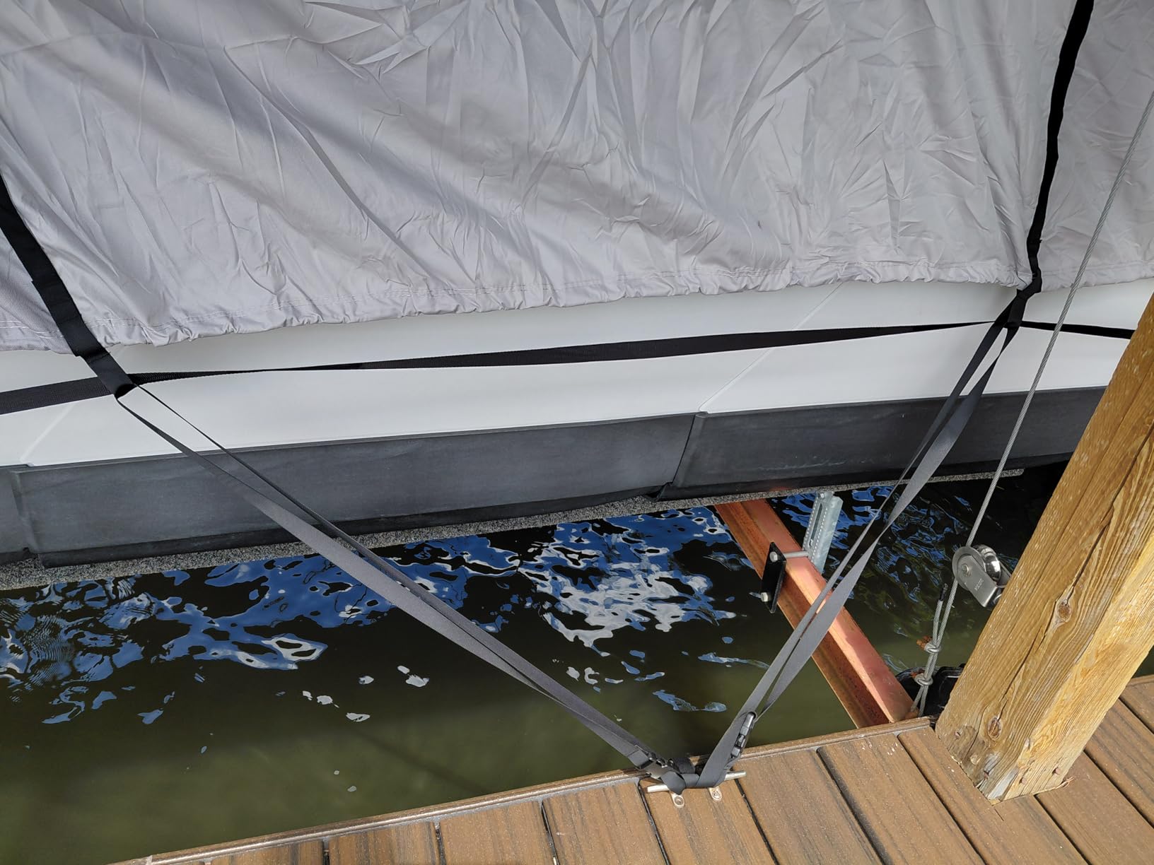 RVMasking Pontoon Boat Cover with Motor Cover, 1400D Heavy Duty Middle Reinforced, Marine Grade Waterproof Boat Cover 21'-24' customer photo 1