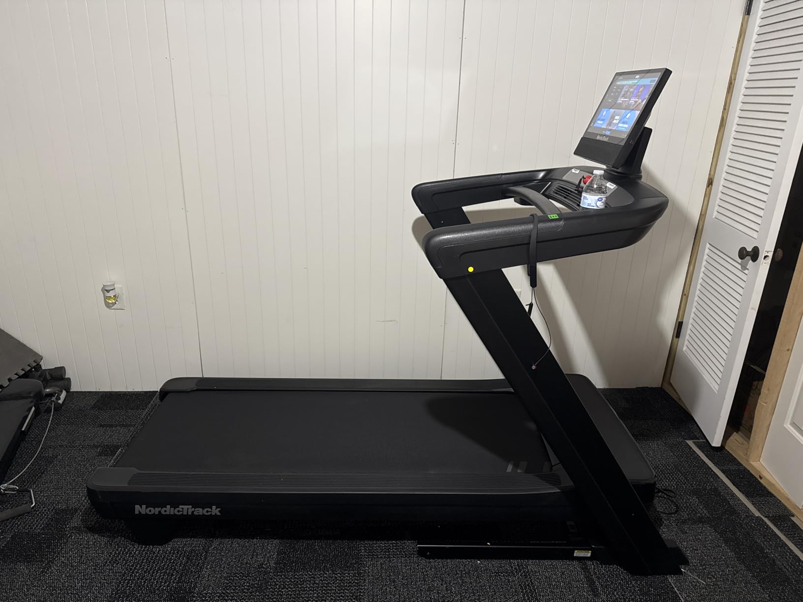 NordicTrack Commercial Series Premium Foldable Treadmill, Incline & Decline, iFIT Required customer photo 1