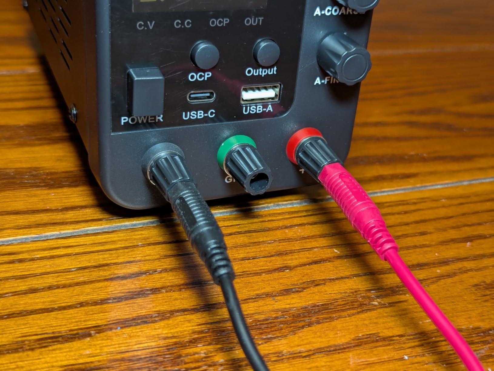 DC Power Supply Variable, 60V 5A Bench Power Supply with Encoder Coarse & Fine Adjustments Knob, Adjustable Switching Regulated lab Power Supply with 5V 3.6A USB & Type-C Quick-Charge customer photo 1
