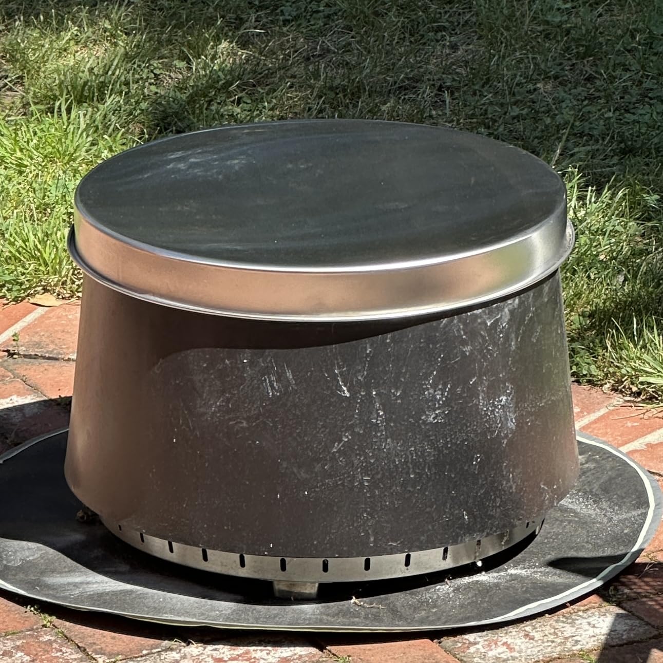 VEVOR Smokeless Fire Pit Stove Bonfire, H: 17 in x Dia: 28 in, Wood Burning Fireplaces with Removable Ash Pan, SUS430 Stainless Steel Inner Portable Outdoor Firepit,for Outdoor Patio Camping, Black customer photo 1