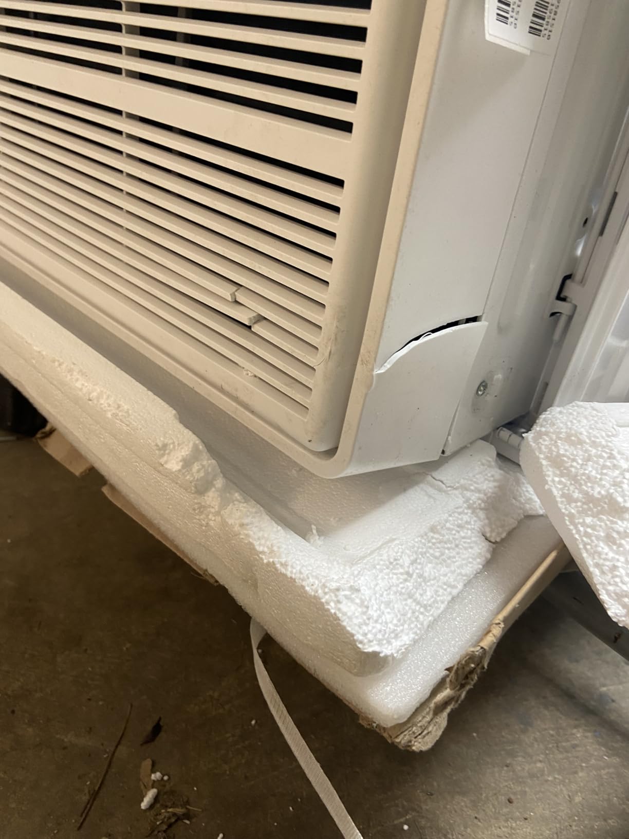 Whirlpool 24,000 BTU Window Mounted Inverter Air Conditioner with Quiet, 230V, AC for Large Rooms up to 1500 Square Feet with Remote, Window AC Unit for Apartment, Living Room, Bedroom customer photo 1