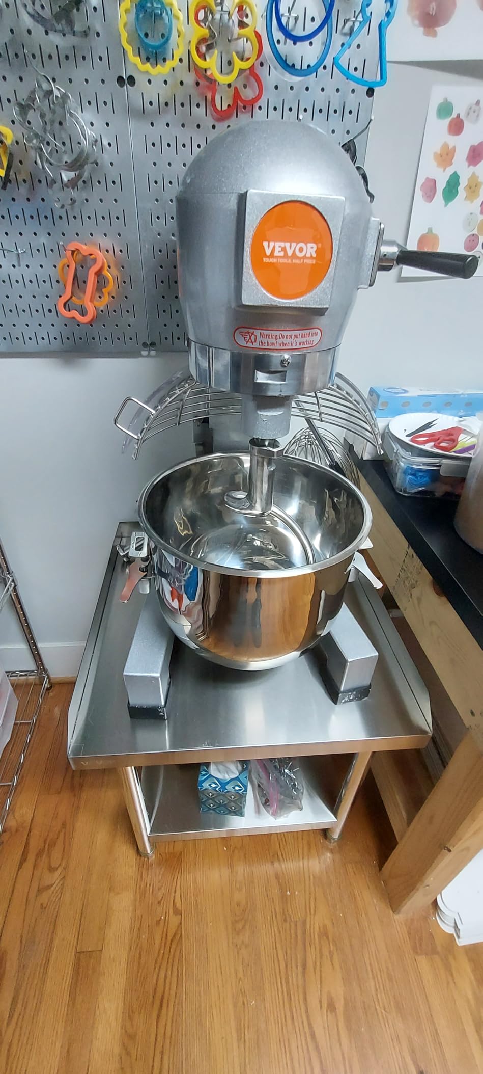 VEVOR Commercial Food Mixer 10Qt, Commercial Mixer with 3 Adjustable Speeds, 550W Dough Mixer,Commercial Stand Mixer with Stainless Steel Bowl customer photo 1