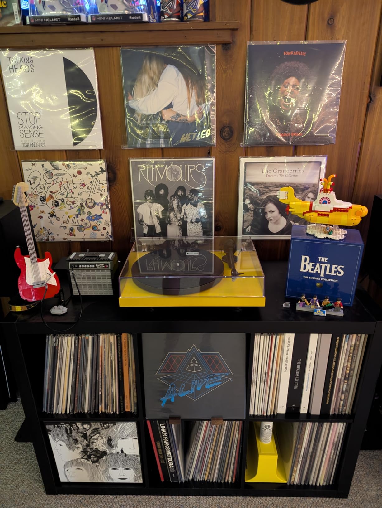Pro-Ject Debut EVO 2, Next Generation Audiophile Turntable with Carbon Fiber tonearm, Electronic Speed Selection and pre-Mounted Pick it MM EVO Cartridge - Black Satin customer photo 1