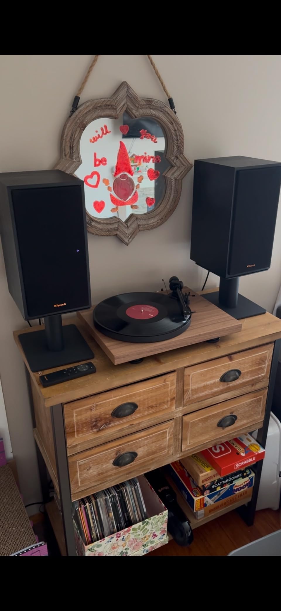 Pro-Ject Debut EVO 2, Next Generation Audiophile Turntable with Carbon Fiber tonearm, Electronic Speed Selection and pre-Mounted Pick it MM EVO Cartridge - Black Satin customer photo 2