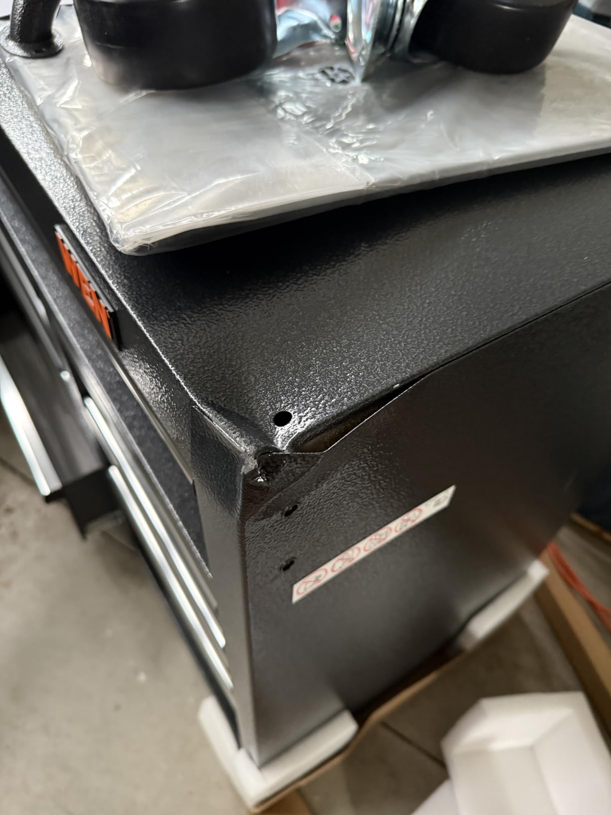 Wen 42-Inch Premium Rolling Tool Cabinet, Black, Heavy Duty 21-Gauge Powder-Coated Steel Construction customer photo 1