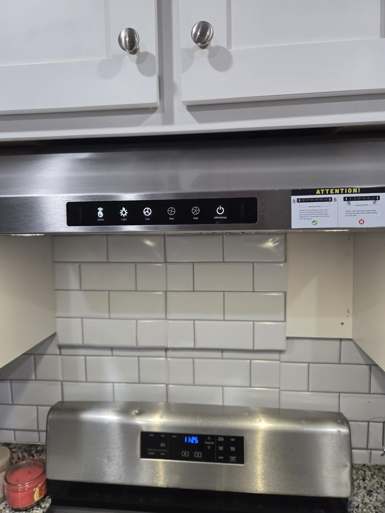 VIKIO HOME Under Cabinet Range Hood 36 Inch, 980CFM Fast Venting Kitchen Hood With 3 Speed Gesture Sensing & Touch Control, Stainless Steel Stove Hood With LED Light And 2 Baffle Filters customer photo 2