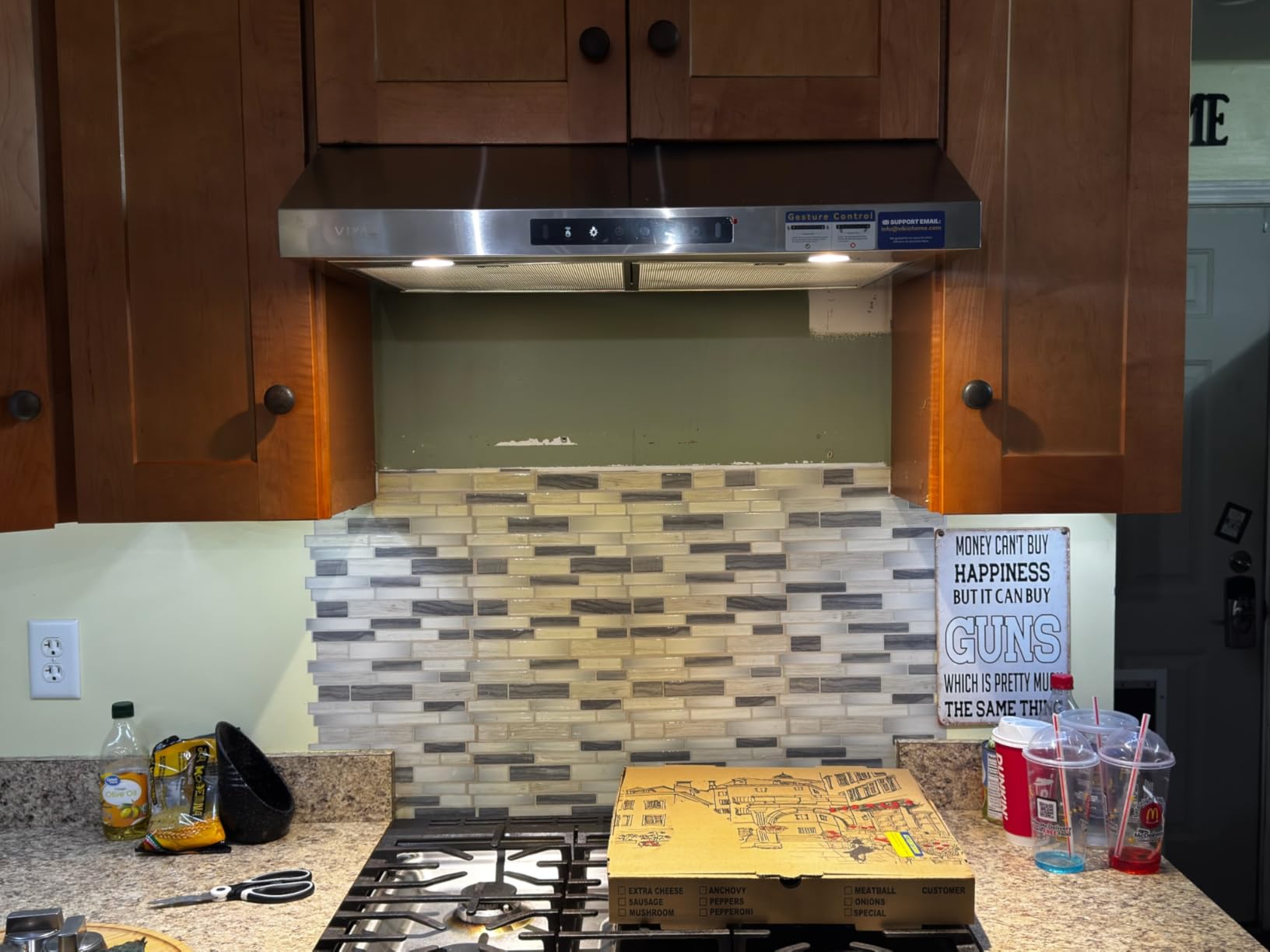 VIKIO HOME 36 Inch Under Cabinet Range Hood 900 CFM, Dual Motor Powerful Kitchen Vent Hood, Gesture & Touch Control, Ultra Quiet DC Motor, Dishwasher-Safe Filters, LED Lights, Stainless Steel customer photo 2