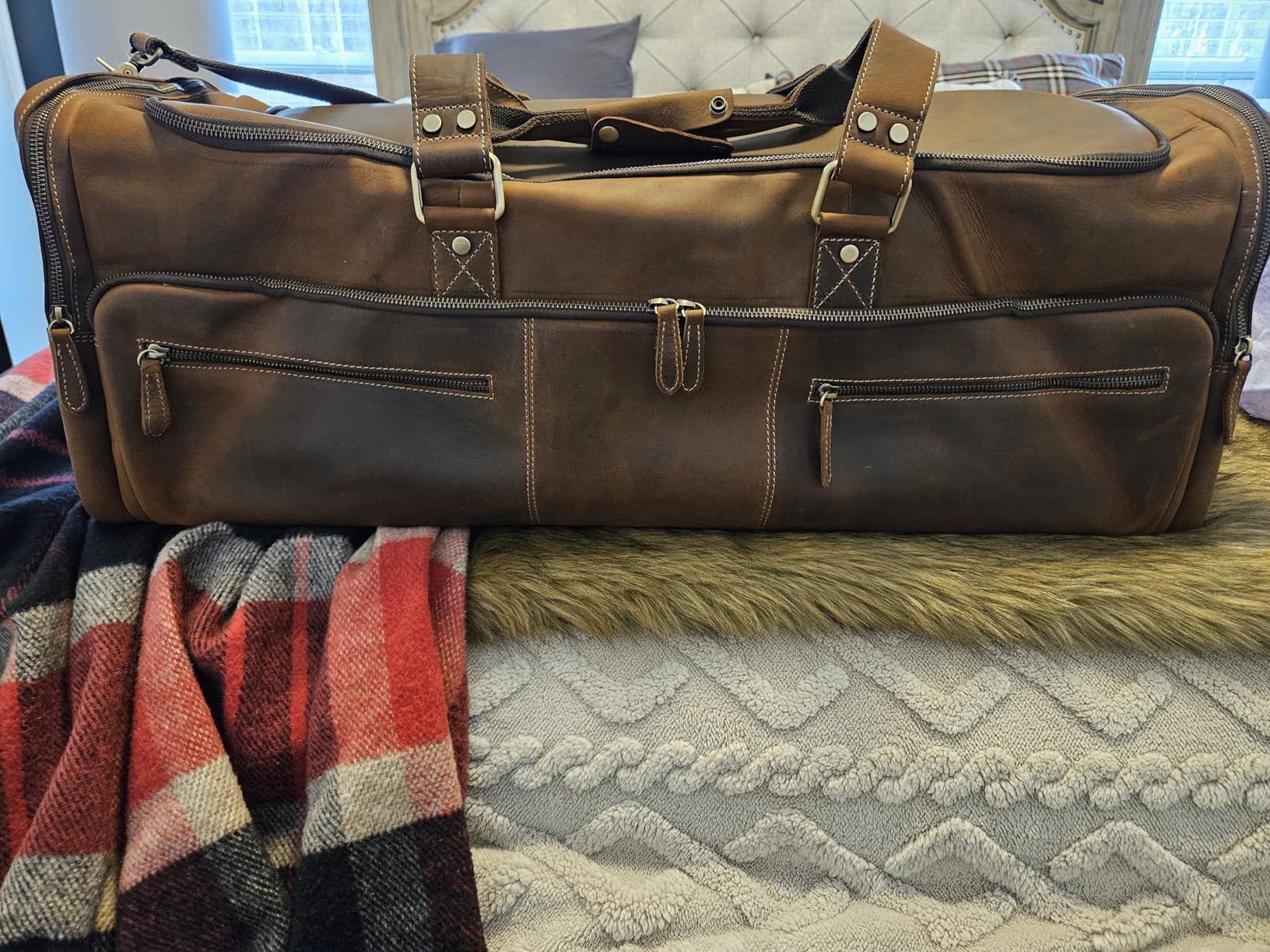 Luxorro Full Grain Leather Duffle Bag for Men | Large Weekender & Road Trip Bag | 30 Inch, 70L Capacity | Mens Overnight Travel & Gym Duffel | Dark Brown customer photo 1