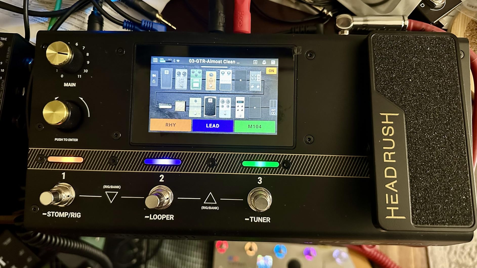 HeadRush Flex Prime Guitar and Bass Multi Effects Pedal and Amp Modeling Processor with Touchscreen, Looper, Wi-Fi, Bluetooth, IR Loader, USB, Lessons customer photo 2