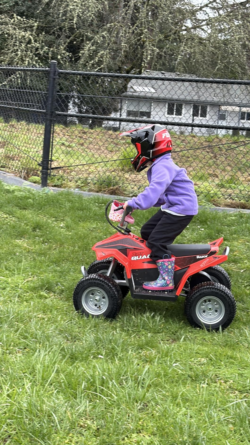 Razor Dirt Quad - 24V Electric 4-Wheeler Ride-On for Kids 8+, Twist-Grip Variable-Speed Acceleration Control, Up to 8 MPH, Forward/Reverse Drive Mode customer photo 2