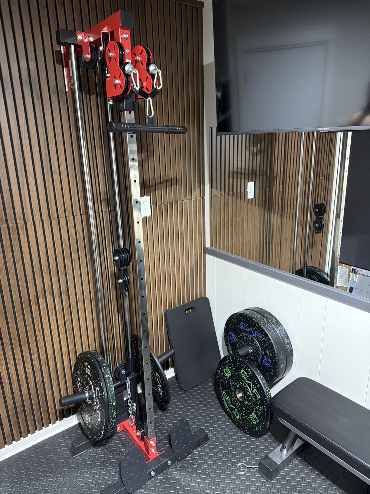 Mikolo Wall Mount Cable Station, Cable Crossover Machine with Dual Pulley System and 18 Adjustable Positions for Home Gym Fitness Equipment customer photo 2