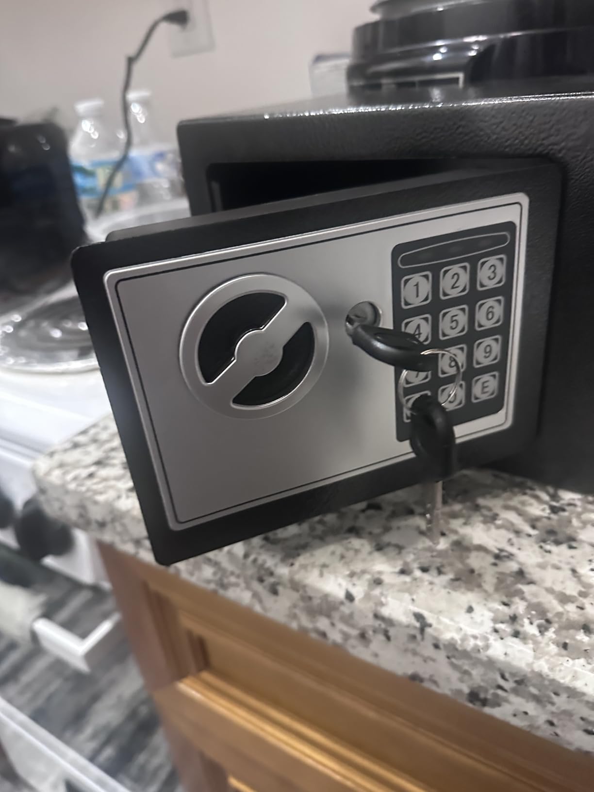 KAER 25 Biometric Gun Safe, Wider and Deeper Fingerprint Gun Safes for Rifle and Pistols, Large Quick Access Heavy-Duty Gun Cabinet customer photo 2