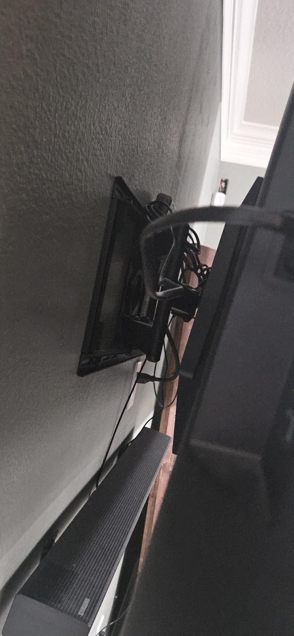 MOUNTUP TV Wall Mount Holds 250 lbs for 50-110 inch Large TVs, Heavy Duty Full Motion 1.65