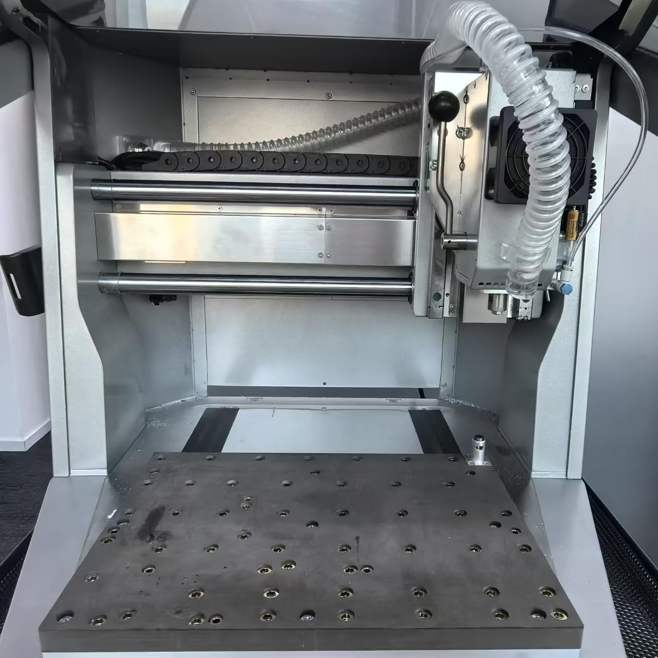 Carvera Air Desktop CNC Machine with 4th Axis, Compact Enclosed Mini CNC Router Mill, Quick Tool Changer Closed-Loop Control, Makera CAM, High Precision 4th Axis for DIY Makers Workshops Metal Wood customer photo 1