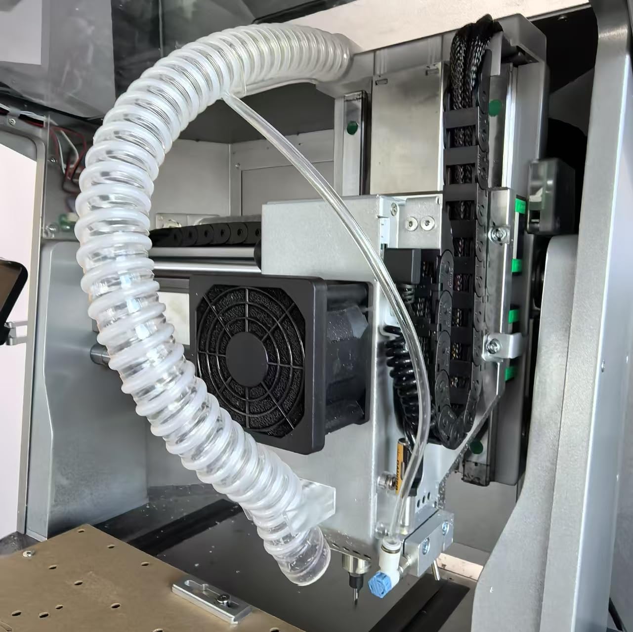 Carvera Air Desktop CNC Machine with 4th Axis, Compact Enclosed Mini CNC Router Mill, Quick Tool Changer Closed-Loop Control, Makera CAM, High Precision 4th Axis for DIY Makers Workshops Metal Wood customer photo 2
