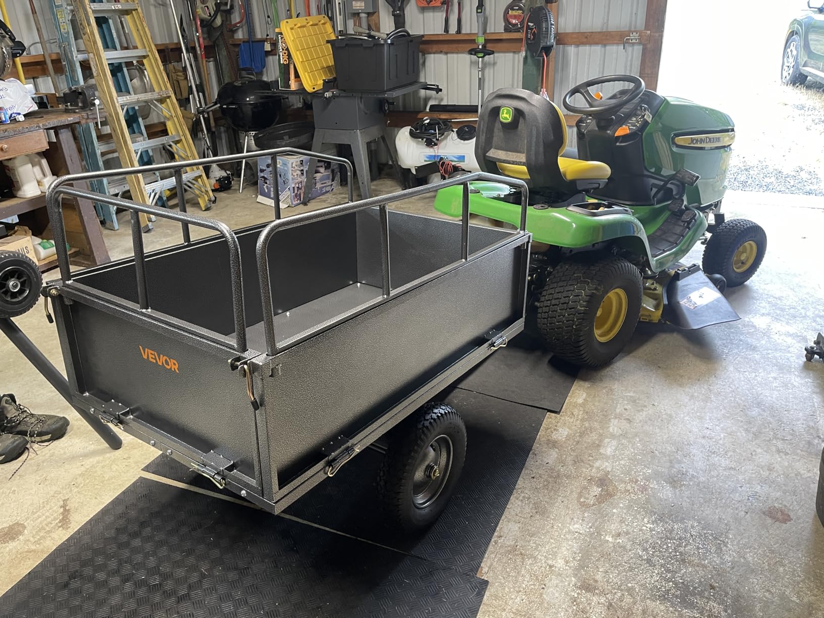 VEVOR Heavy Duty ATV Trailer Tow Behind Dump Cart, 17 Cu.Ft. 600lbs Capacity, Pull Behind Steel Yard Wagon Dump Trailer for Tractor Lawn Mower Garden with 16in Tires customer photo 1