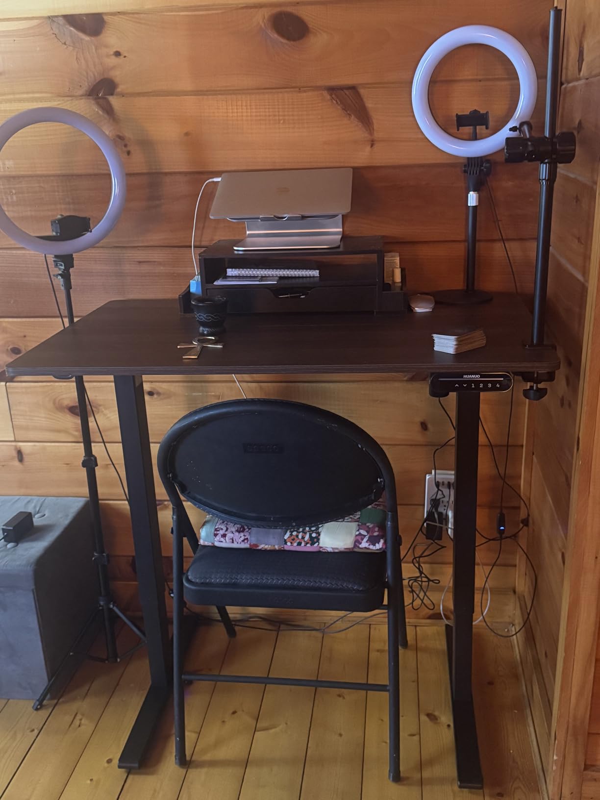 HUANUO 71 x 30 inch Electric Standing Desk Adjustable Height, 4 Memory Height Settings, Sit Stand Up Desk for Home Office & Computer Workstation, White customer photo 2
