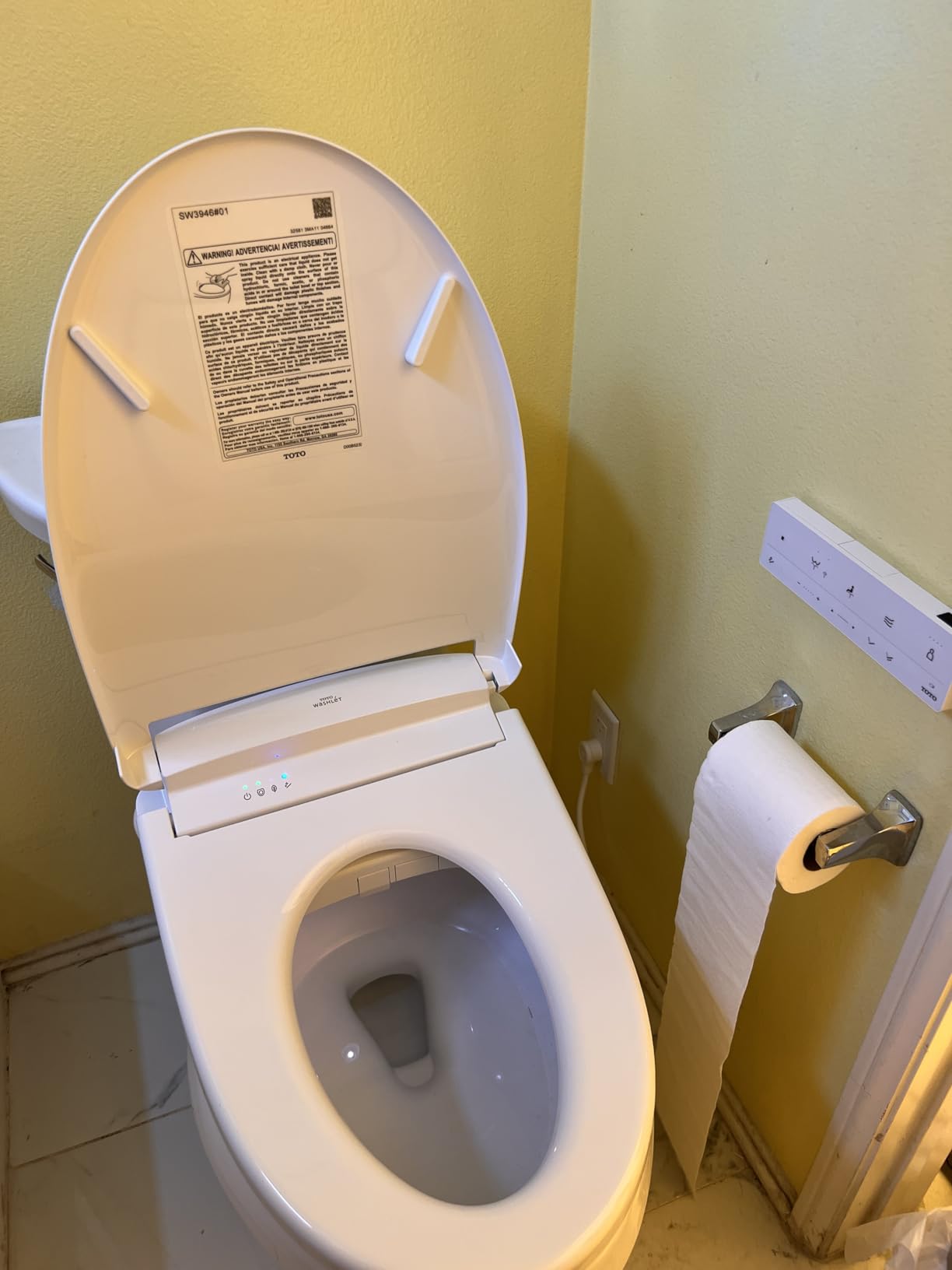 TOTO WASHLET KS6 Electronic Bidet Toilet Seat with Instantaneous Water Heating, PREMIST and EWATER+ Wand Cleaning, Elongated, Cotton White customer photo 1