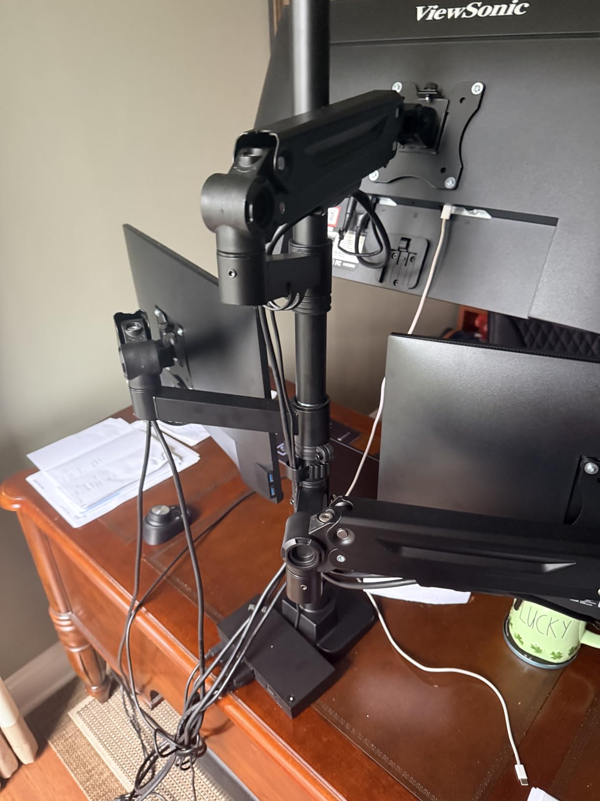 Triple Monitor Mount for up to 35-inch Screens - Heavy Duty Ultrawide Stand with Fully Adjustable, 12kg Gas Spring Arm (Each), VESA 75x75/100x100 mm, Black customer photo 2