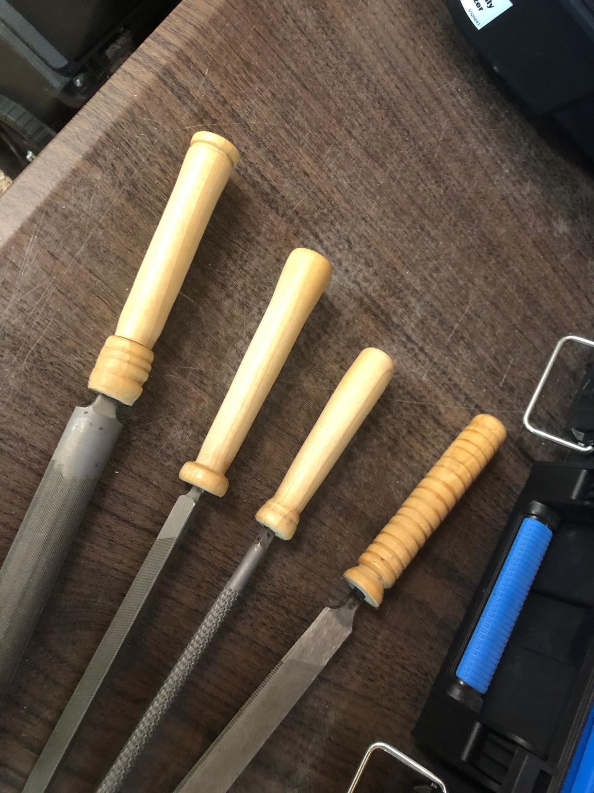 VEVOR 2 HP Wood Lathe, 18 x 40 in Wood Lathe Machine with 150 to 3200 RPM Variable Speed Brushless DC Motor Cast Iron Body customer photo 2