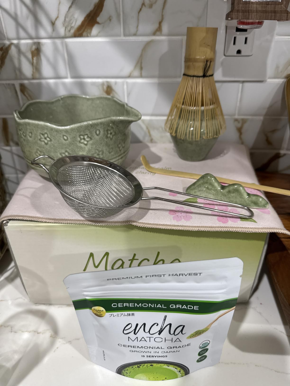ALBISS Matcha Whisk Set - 7 Pcs Ceramic Matcha Kit with 18oz Spout Bowl & Cherry Blossom Design, Bamboo Whisk & Holder, Scoop, Rest, Sifter, Towel, Elegant Japanese Tea Gift Set for Macha Lover, Green customer photo 2