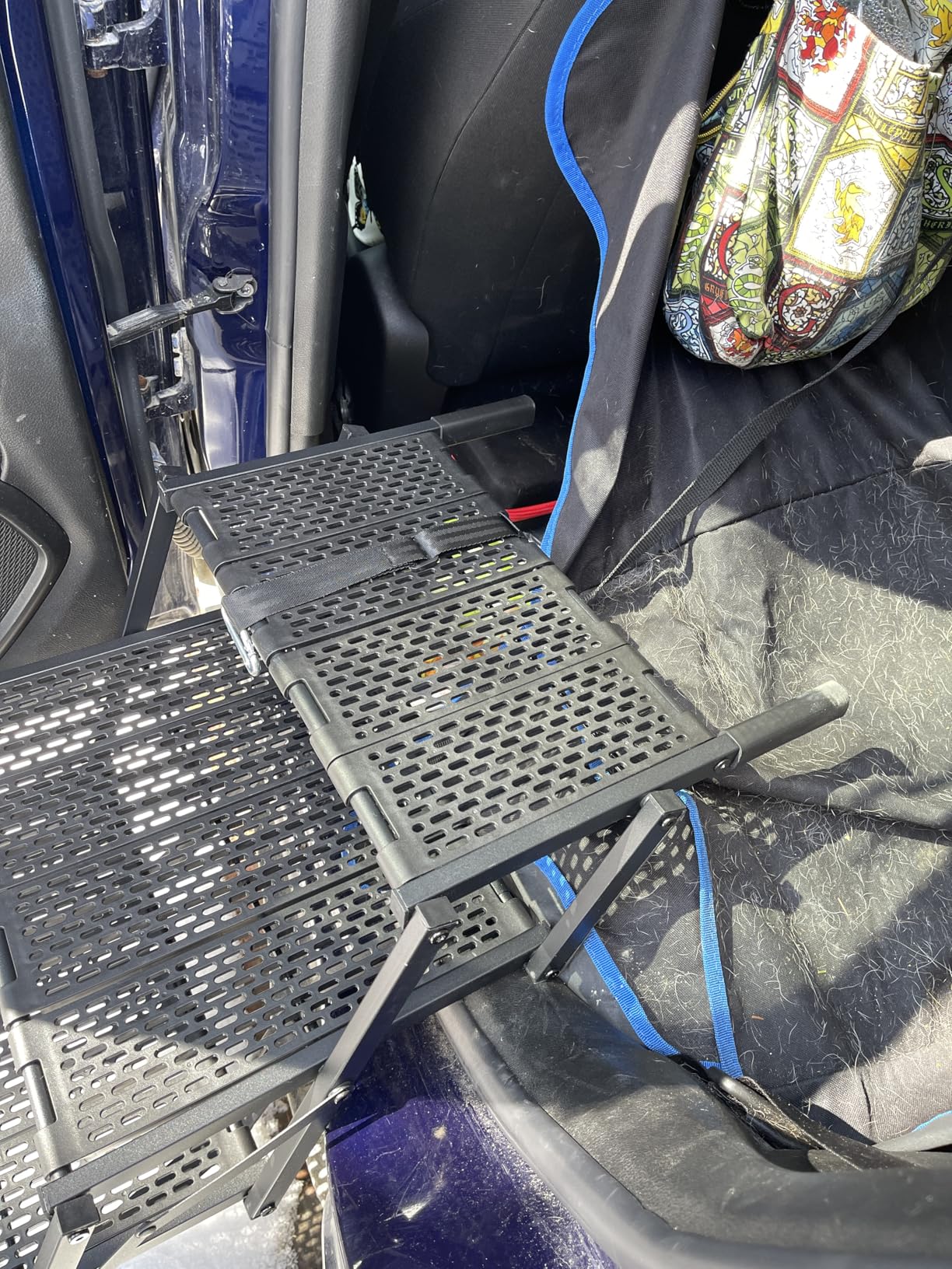 Dog Ramp for Car, SUV & Truck, Portable Pet Stairs with Non-Slip and Easy-Clean Surface, Extra Large Dog Step with Adjustable Size, Supports up to 250 lbs. customer photo 1