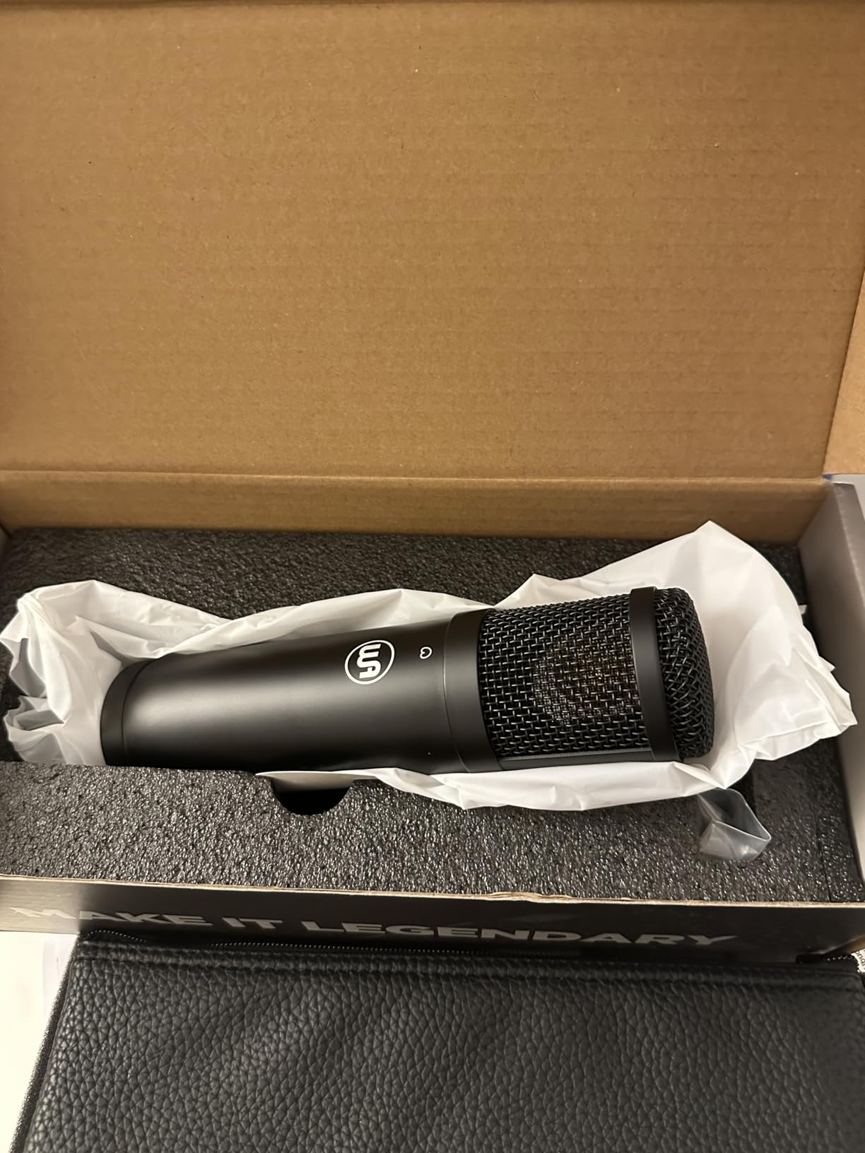 Warm Audio WA-47jr SE Large-Diaphragm Cardioid Condenser Microphone, Vintage-Inspired, Rich Analog Studio Sound for Vocals & Instruments, Black (XLR) customer photo 2