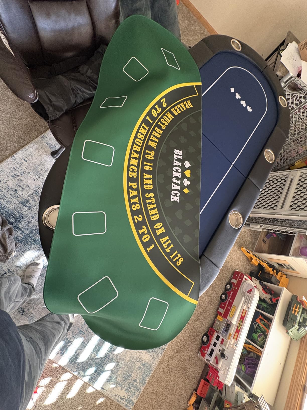 3 in 1 Foldable Poker Table with Reversible Game Mat, 8 Players Game Table with 8 Cup Holders, Suitable for Texas Holden&Blackjack and Most of Poker Game. customer photo 2