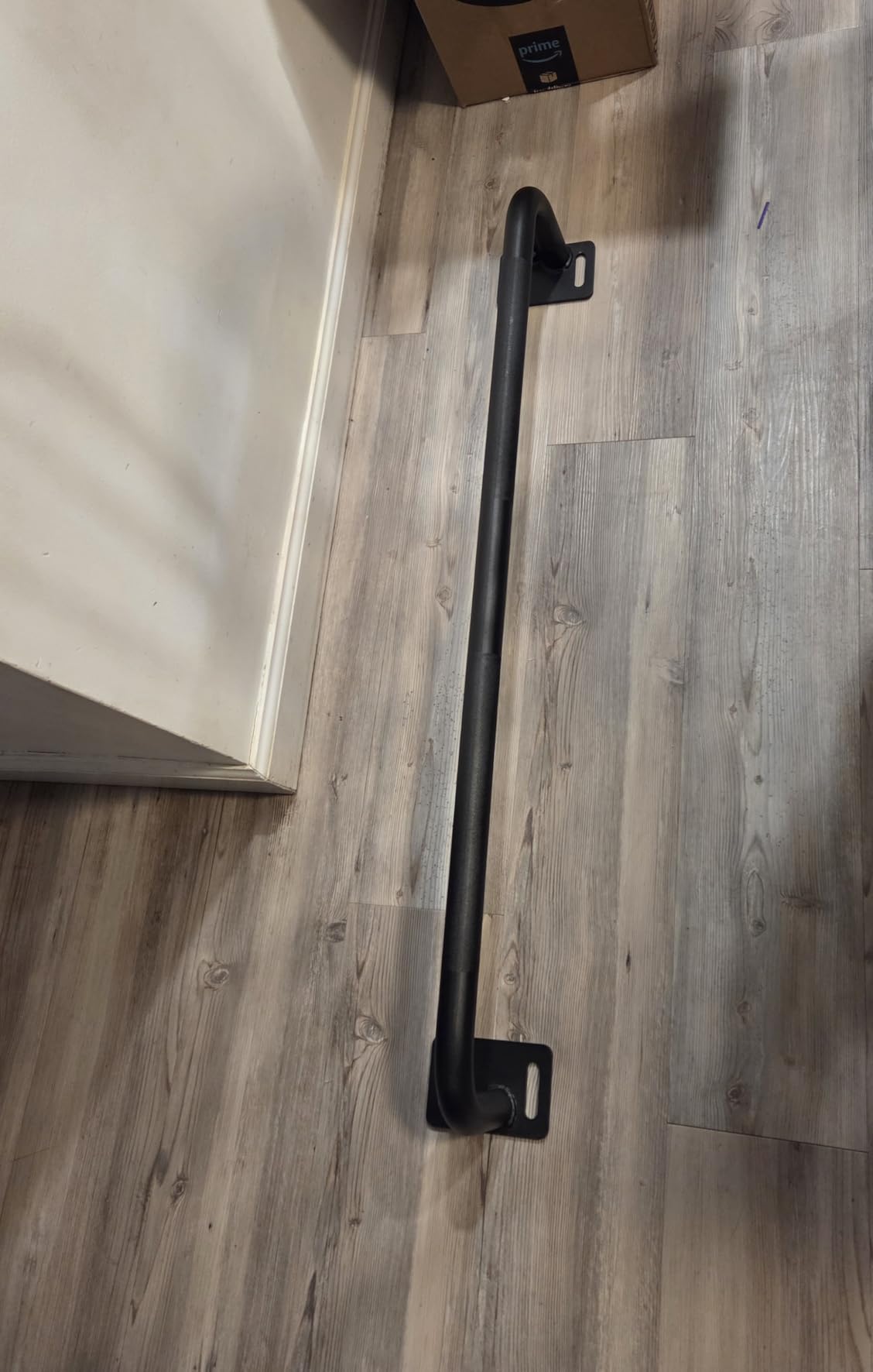HANDBODE Pull Up Bar for Doorway and Wall Mount - Chin Up Bars for Home Gym, 36''/52'' in Upper Body Workout Equipment with 500 lbs Capacity, Portable Thickened Steel Construction, Joist Mounted customer photo 2