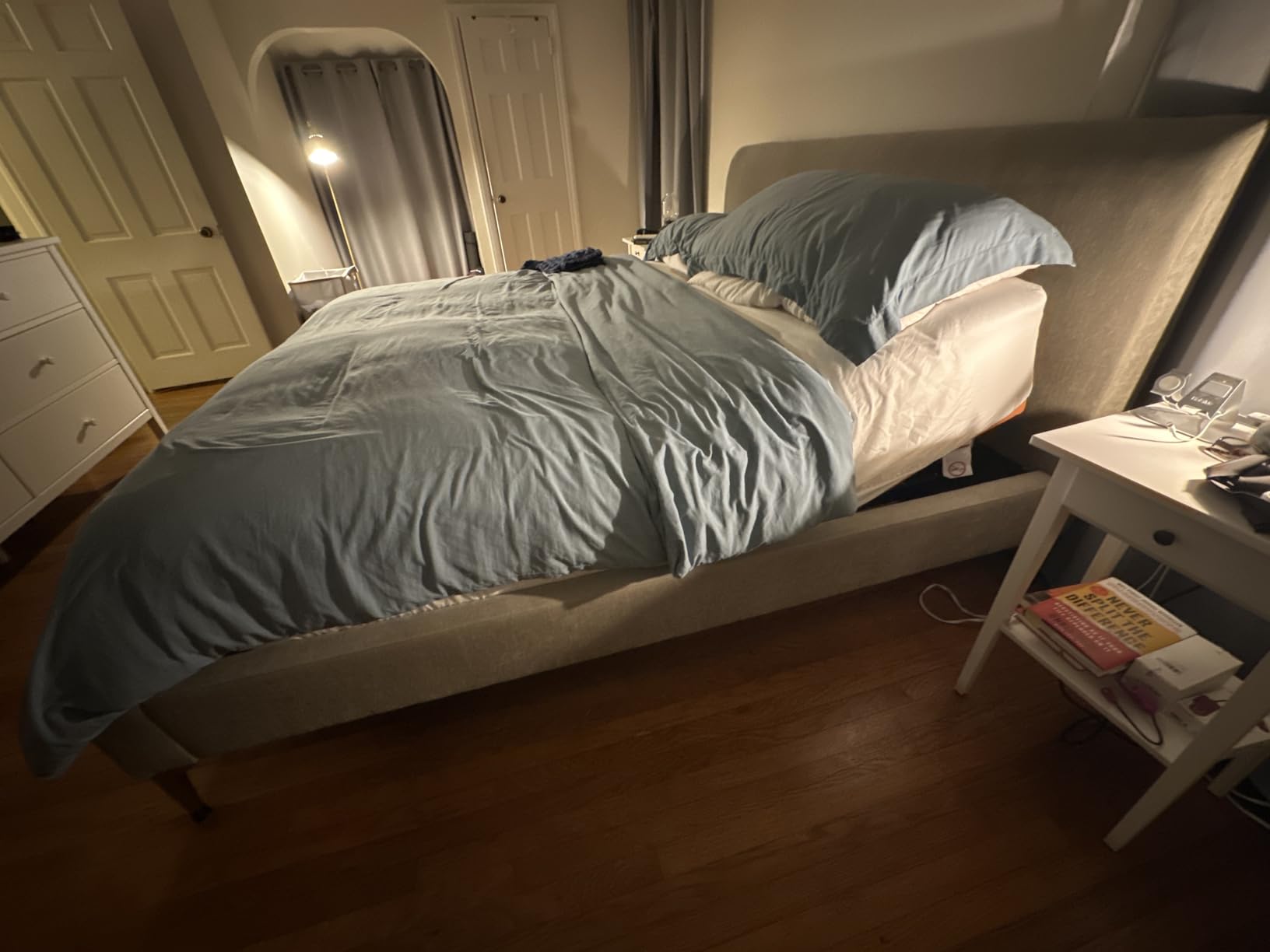 ESHINE Adjustable Bed Frame + 14 inch Hybrid Matt, Lumbar Support, Head-Pillow-Tillt, Smart App Control, Wireless Remote, Dual USB Port, 6000 Series, Split King customer photo 1