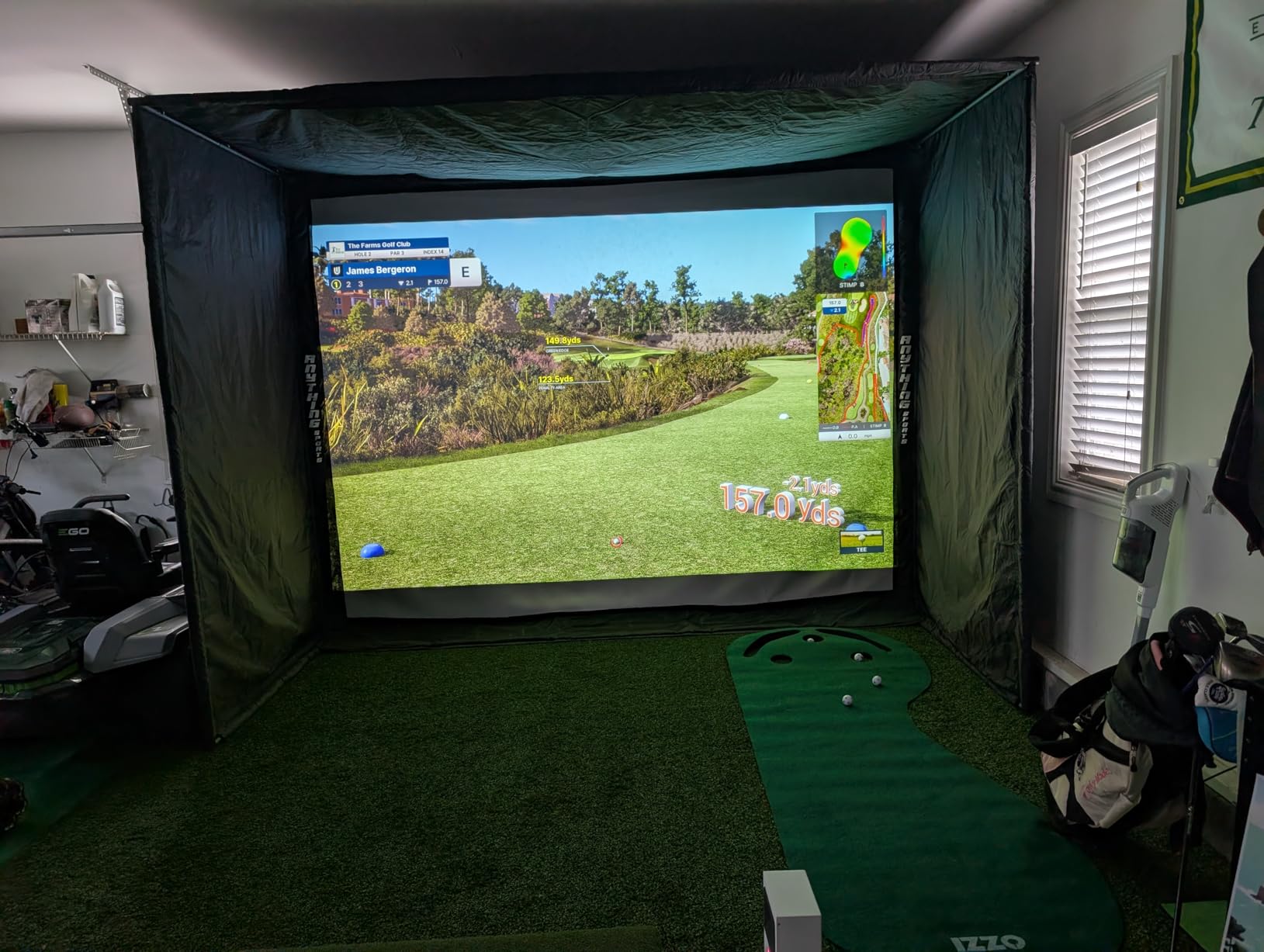Uneekor EYE MINI CORE Golf Launch Monitor & Simulator, 15 Ball Data Points, Near-Zero Latency customer photo 1