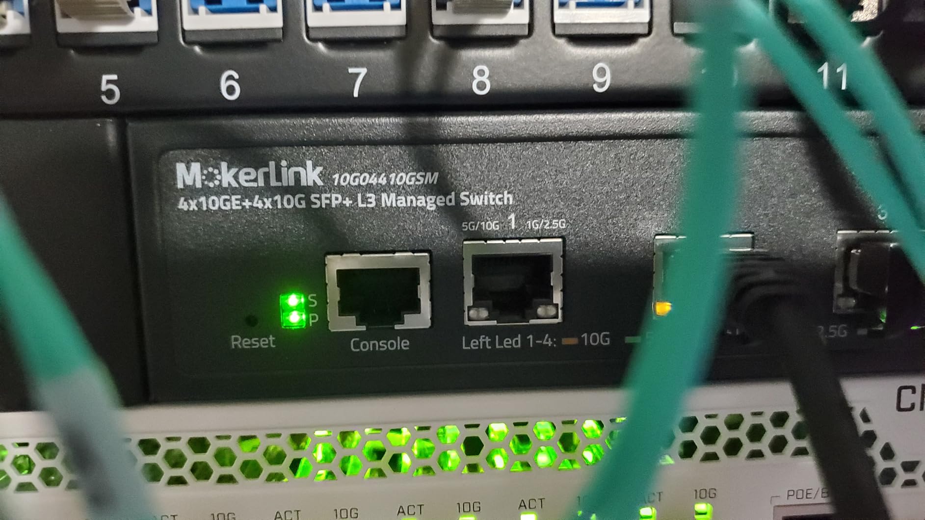 MokerLink 8 Port 10G Managed Switch, 4x10G Ethernet RJ45 Ports, 4x10G SFP+ Slot, L3 Web/CLI Managed, Metal Desktop|Wallmount Network Switch customer photo 1