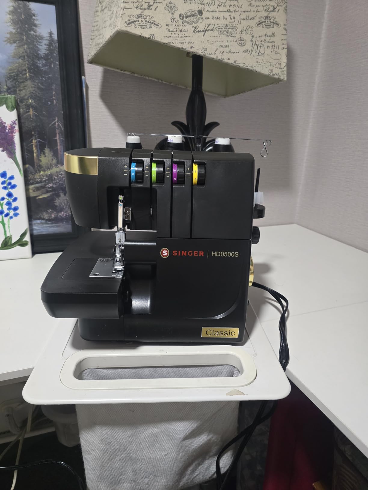 SINGER HD0500S Heavy Duty Serger Overlock Sewing Machine, Classic Black | 2/3/4 Thread, 6 Stitch Types, 1300 Stitches/Min, LED Light, Free Arm, Differential Feed, Metal Frame customer photo 2