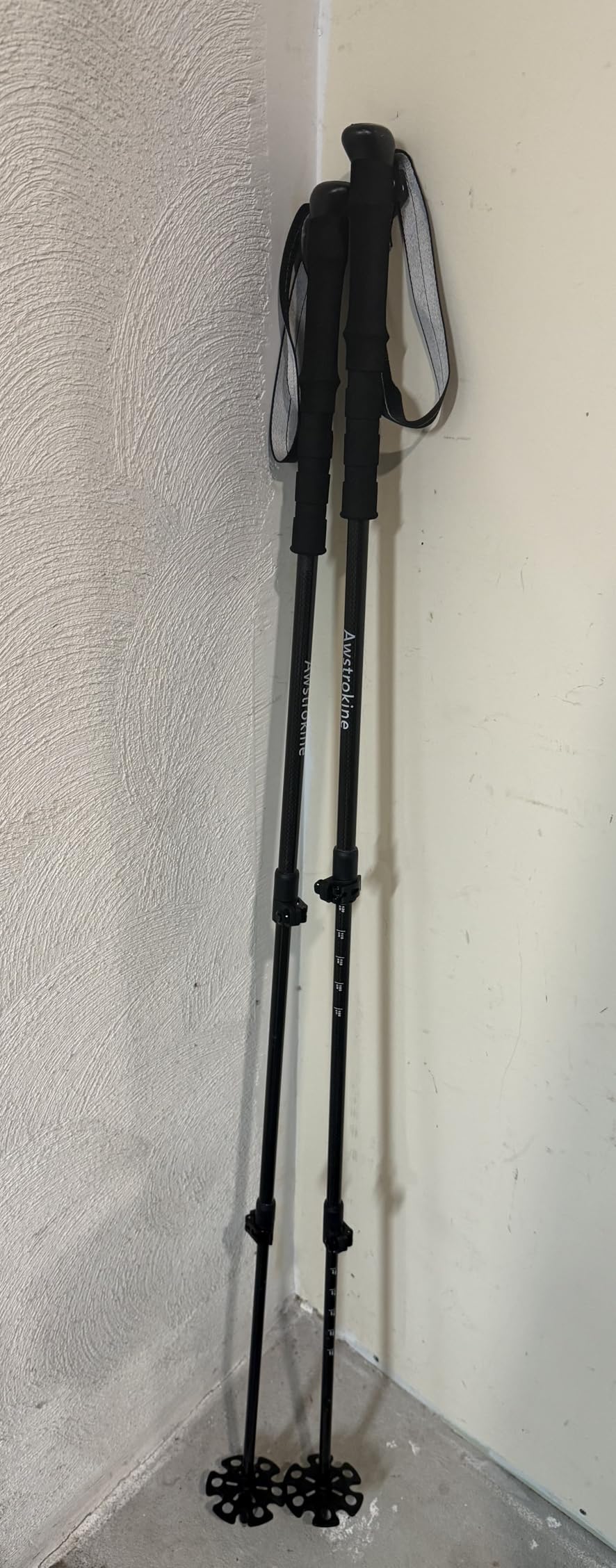 Ultra Light Carbon Fiber Hiking Trekking Poles - 6.07oz Nordic Trekking Sticks with Full EVA Grips & Quick Locks customer photo 2