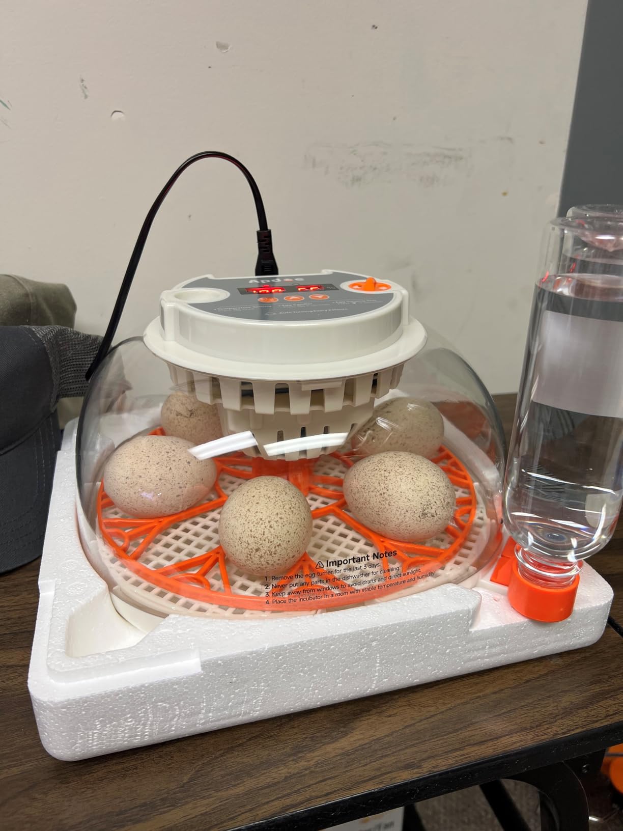 APDOE Egg Incubators for Hatching Eggs, Temperature and Humidity Control, Automatic Egg Turning, Egg Candler, External Water Bottle, Air Vent, for Chicken, Duck & Quail Eggs, 18 Eggs customer photo 1