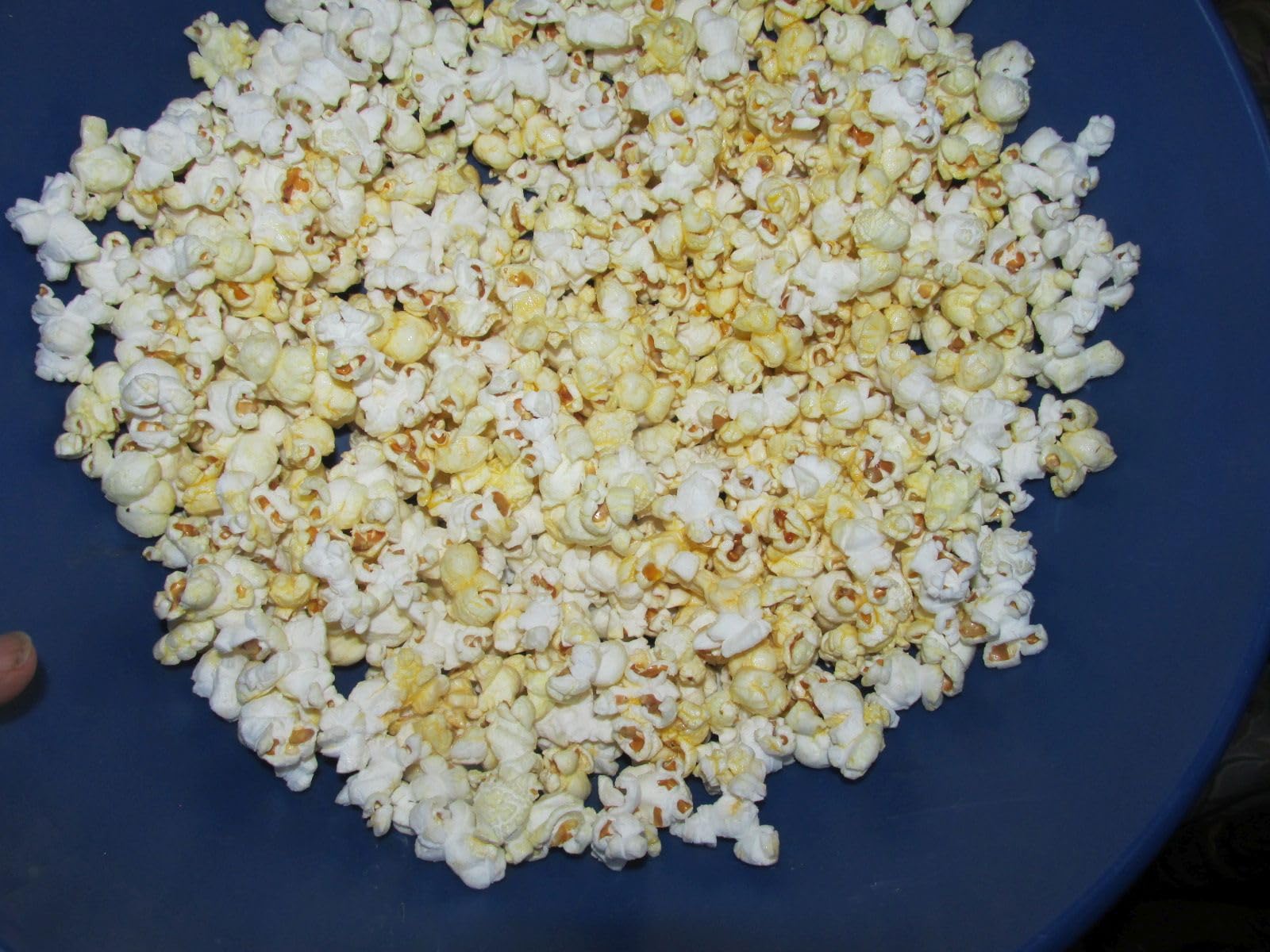 Commercial Popcorn Machine, Authentic 16oz Kettle Countertop Popcorn Maker with Warming Deck, 1600W Large Popcorn Machine for Restaurant, Concession Stand, Carnival, School, Office, Red customer photo 1