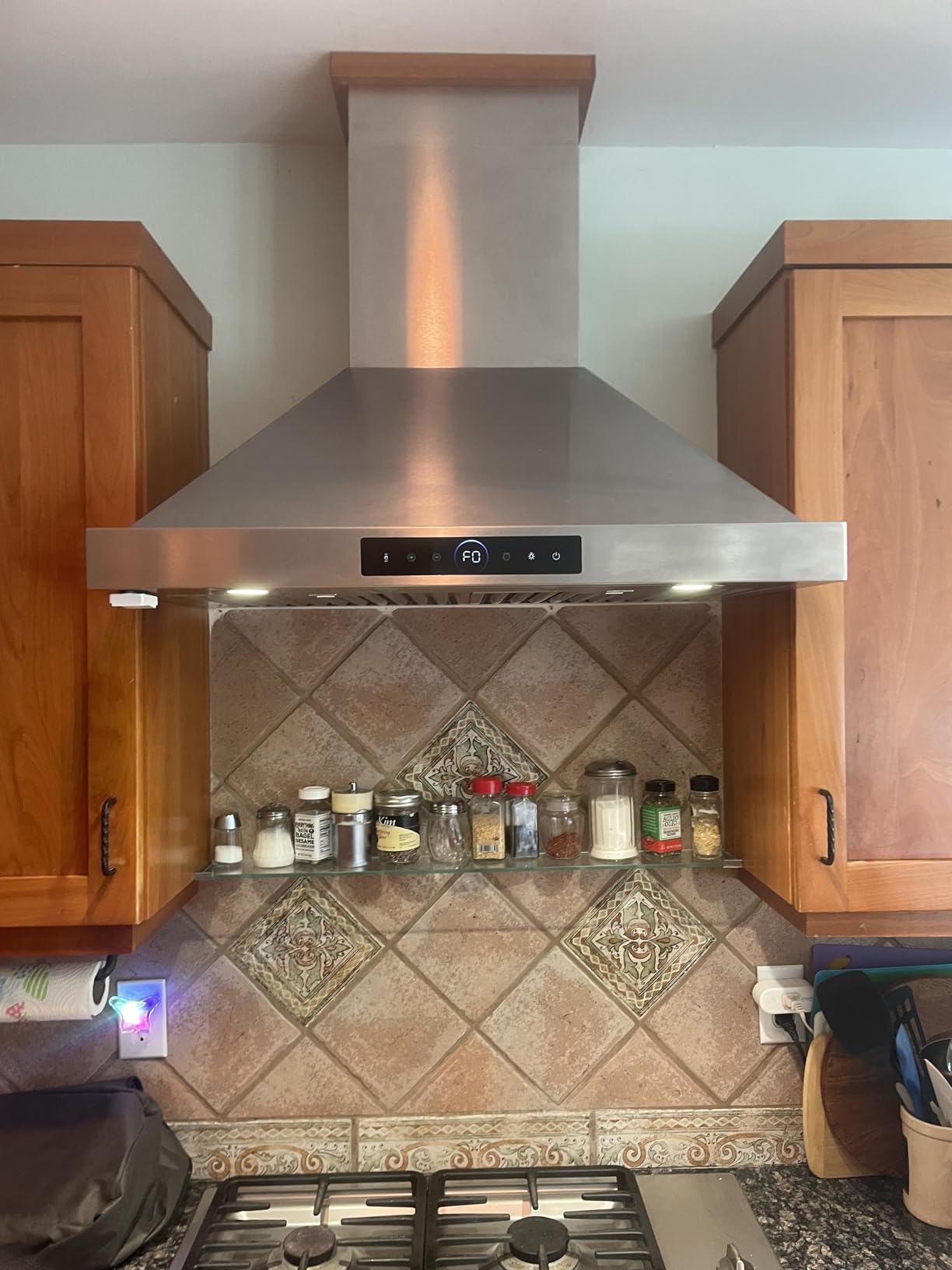 36 inch Range Hood Wall Mount, 1200 CFM with 4-Speed Gesture Sensing & Touch Control, Stainless Steel Ducted Kitchen Stove Vent Hoods with 2 LED Lights, Time Setting, Dishwasher-Safe Baffle Filters customer photo 2