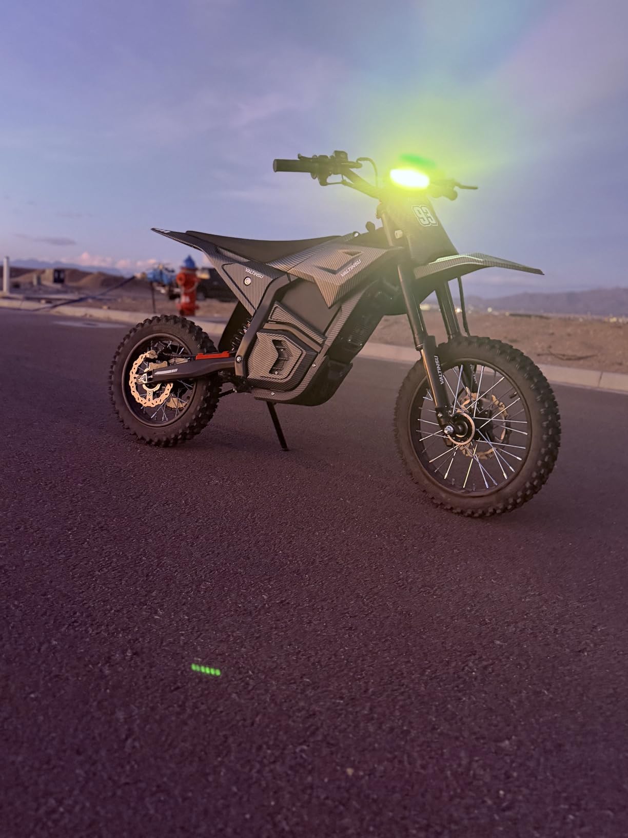 EM5 Electric Dirt Bike w/Light & Display, Off-Road Motorcycle 3840W 3 Speed Modes (Max 40MPH) 48V Range 53MI,14