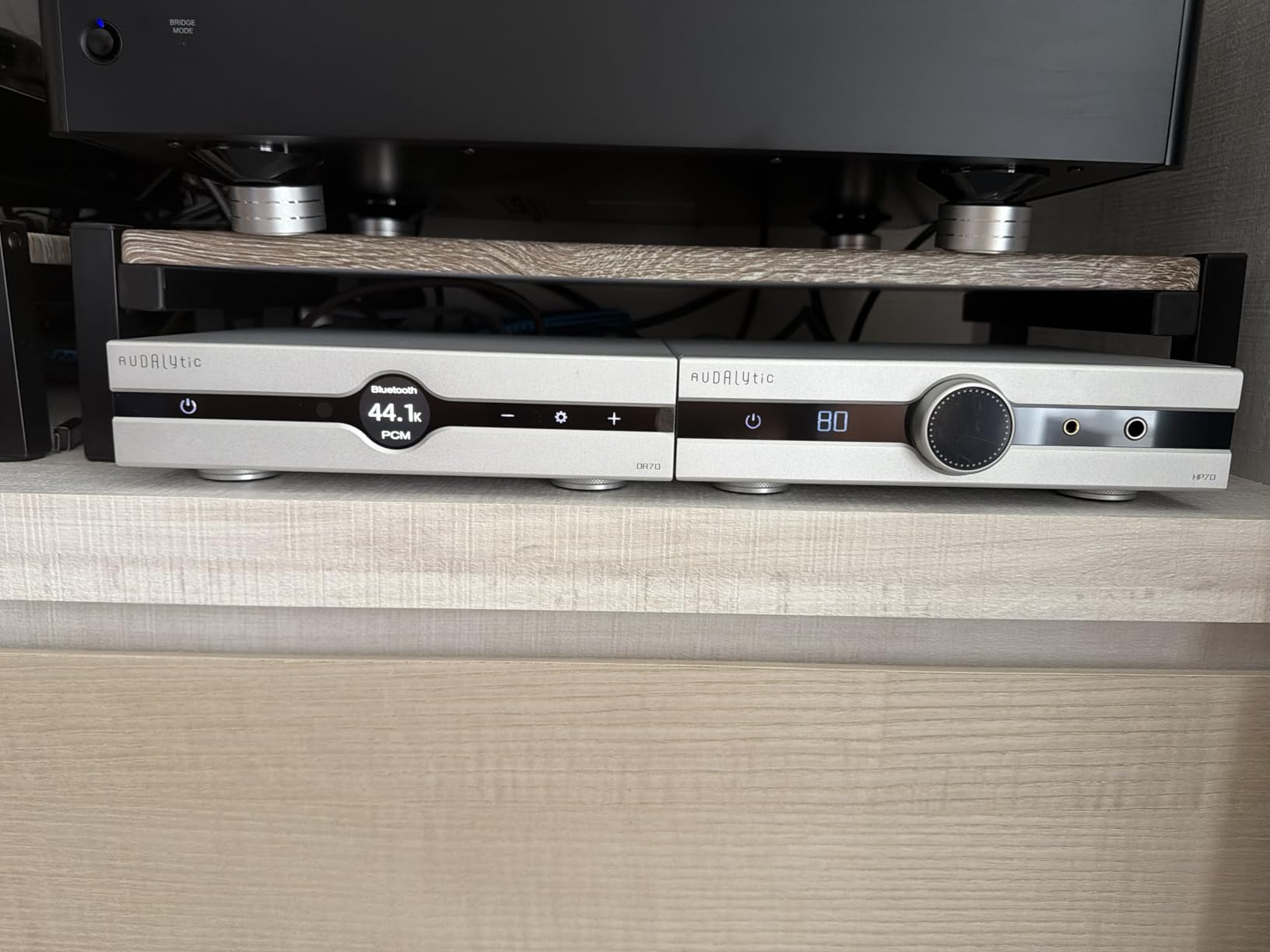 Gustard Audalytic DR70 R2R DAC | Native 1-Bit DSD DSD512 PCM768kHz | USB, Optical, Coaxial x2, LAN Input | Fully Discrete Balanced Digital-Analog Converter | Home Audio Network Streaming customer photo 1