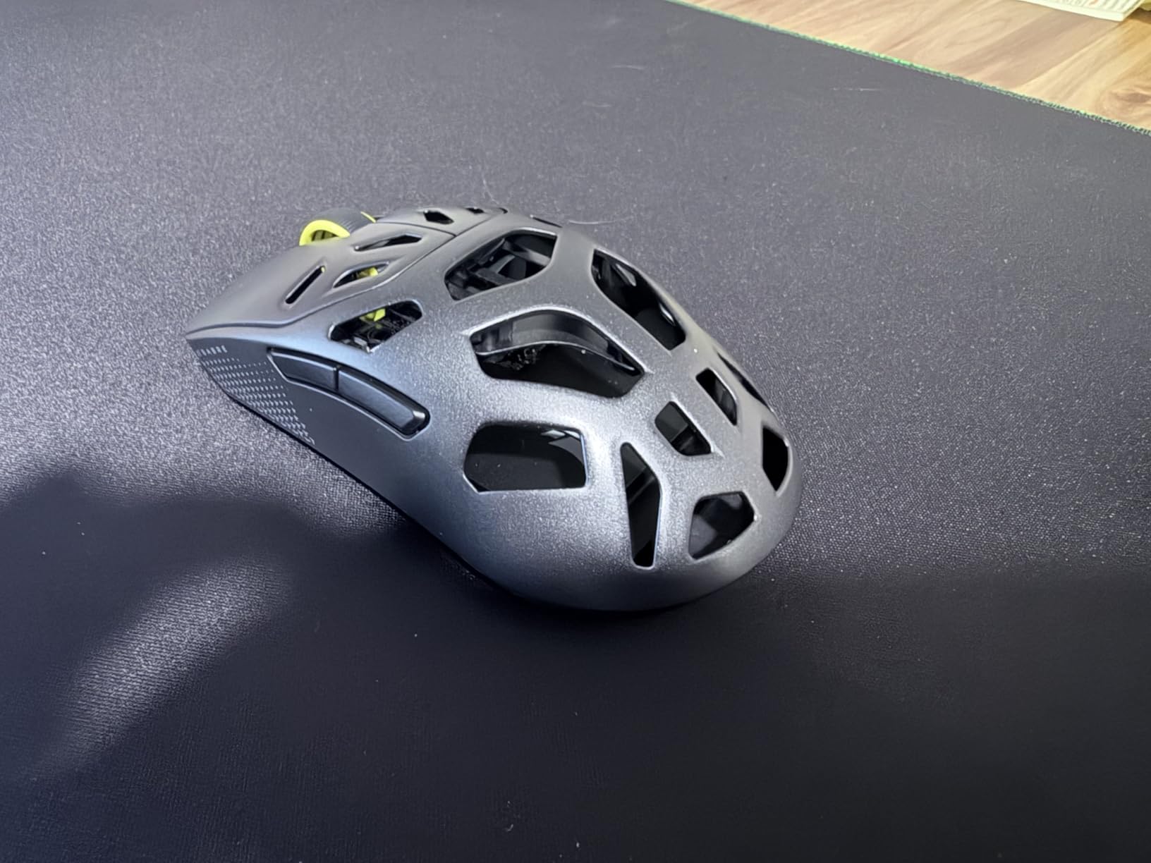 Corsair Sabre v2 PRO Wireless MG FPS Gaming Mouse - 33,000 DPI Marksman S Sensor, 8,000Hz Hyper-Polling, Durable Magnesium, Lightweight, Up to 120hr Battery - White customer photo 1