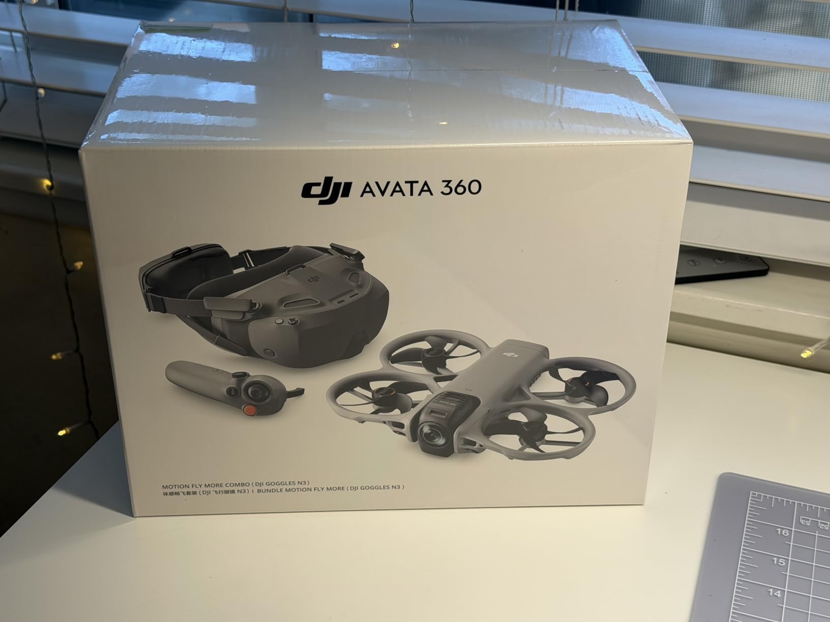 DJI Avata 360 Motion Fly More Combo, 360° Drone With 1-Inch 8K 360° Imaging, 360° Camera Drone With Propeller Guard. Includes Goggles N3 and RC Motion 3 for Intuitive Motion Control and Easy ACRO customer photo 1