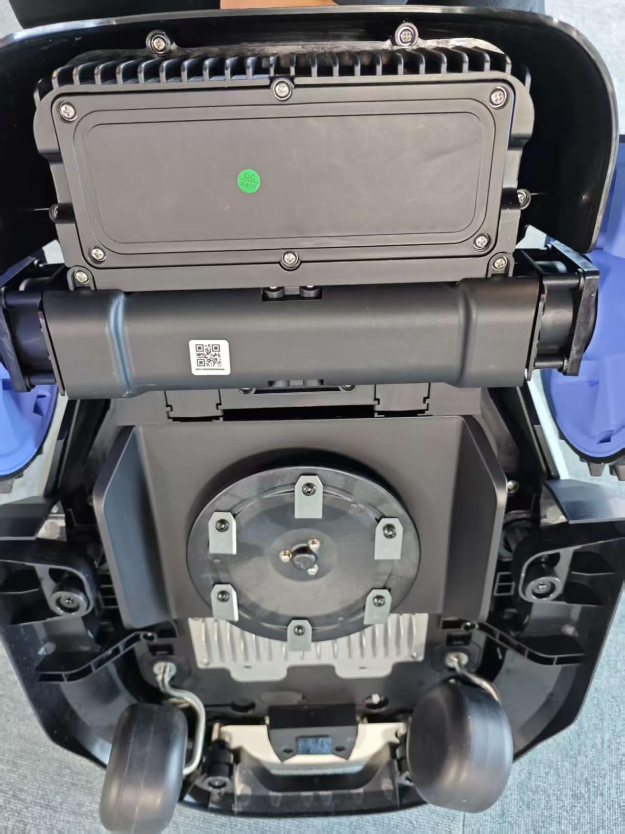 Sunseeker S4 LiDAR Robot Lawn Mower for Up to 0.25 Acre (1000 m²), Vision AI + 360° 3D LiDAR Navigation, Wire-Free Virtual Boundary, Systematic Cutting, 42% Slope, App Control, 60 dB Quiet Mowing customer photo 2