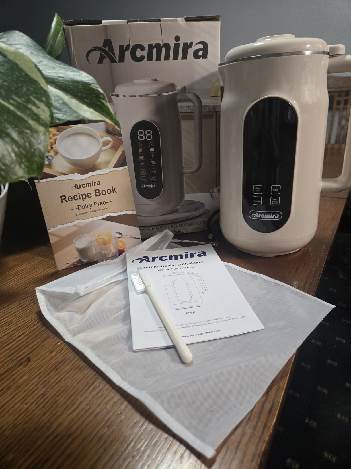 Arcmira 10 in-1 Automatic Nut Milk Maker Machine 42oz 10 Blade Homemade Almond, Soy, Oat, Juice, Plant-Based and Dairy Free Beverages, Soy Milk Maker with LED Panel/Delay Start/Keep Warm/Self Clean customer photo 1