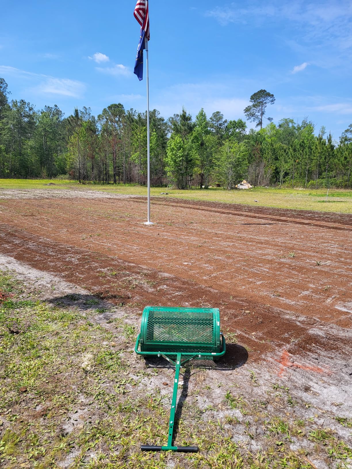 VEVOR Broadcast Spreader, 12ft Spreading Width, Push Broadcast Spreader with 13