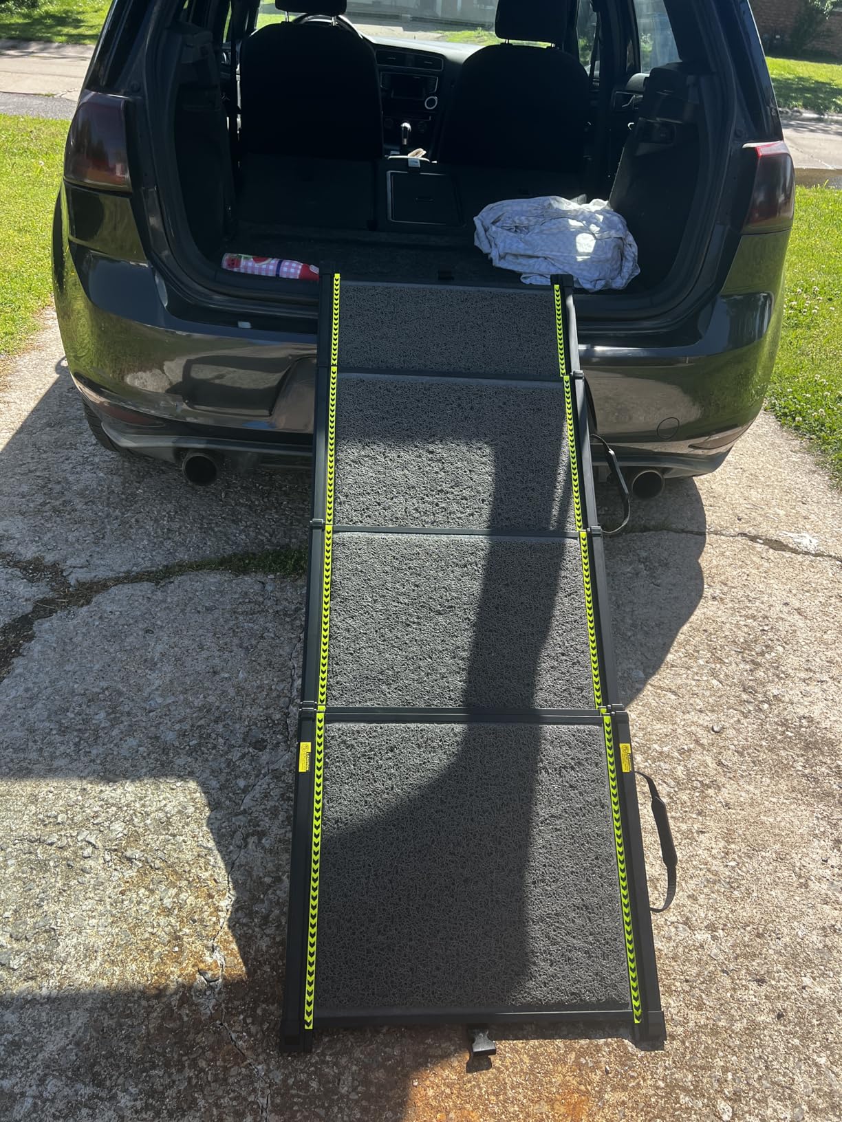 Veehoo Telescoping Dog Ramp for Car Truck SUV, 71