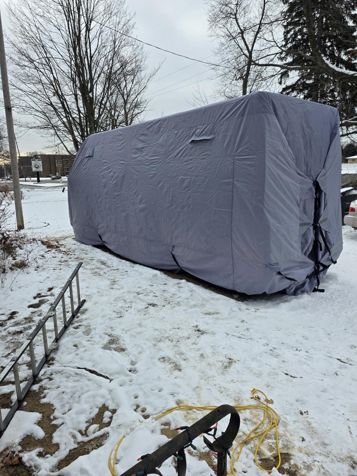 KING BIRD Class A RV Cover, Upgraded Heavy Duty 600D Oxford Camper Cover, 100% Waterproof Anti-UV Windproof Ripstop,Fits 33-37ft, Breathable RV Storage Cover, with 4 Tire Covers & 6 Gutter Covers customer photo 1