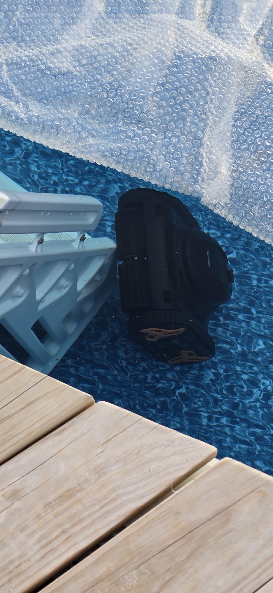iGarden Robotic Pool Cleaner KN Series, 210-Min Runtime, Smart 3D Navigation, Full-Inverter Energy-Saving Tech, Cleans Floor, Wall & Waterline, for Above-Ground & Inground Pools customer photo 2